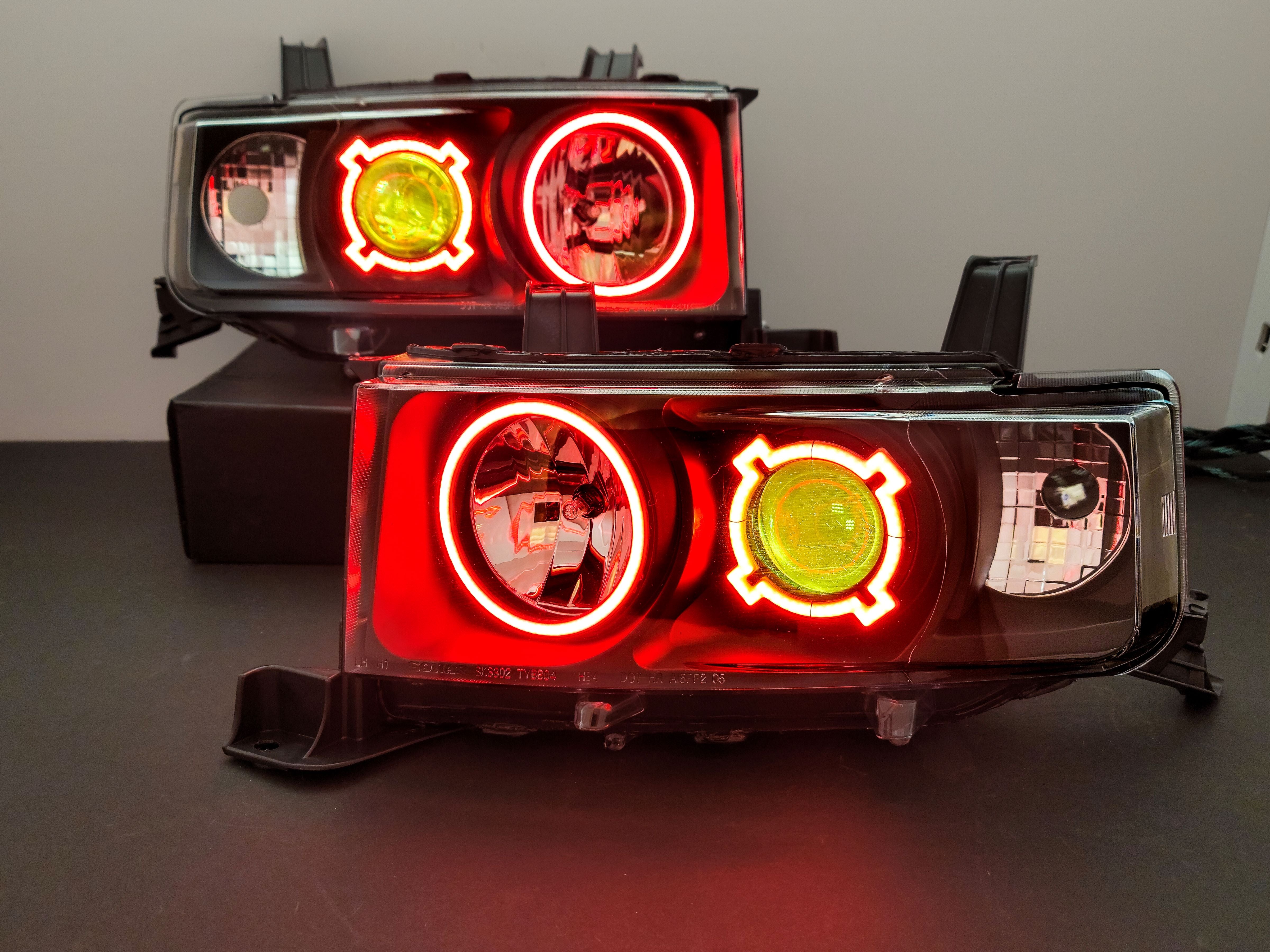 2006 scion deals xb tail lights