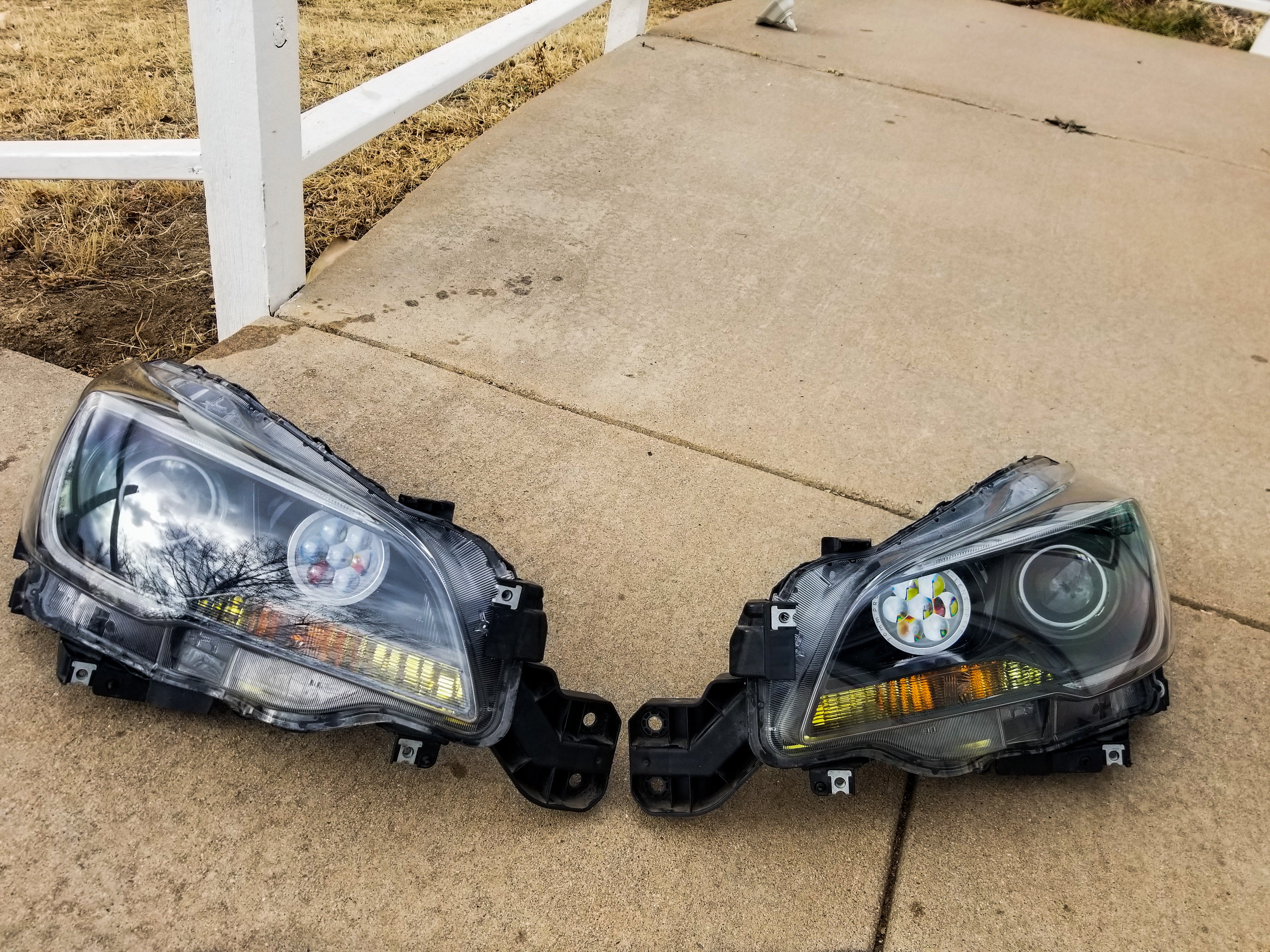 Munirater Right Side Halogen Headlight Assembly For 2015-2017 Subaru Legacy/Outback – Black Housing, Clear Lens
